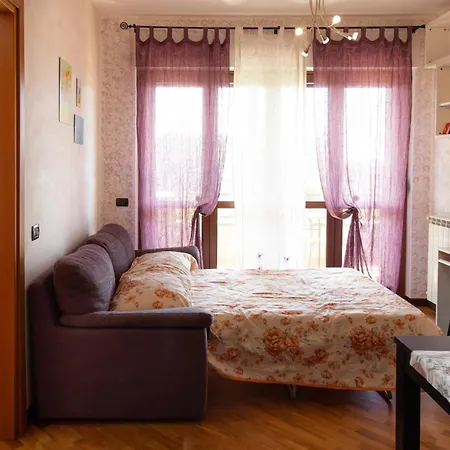 Casa Degli Artisti Fco Apartment Fiumicino
